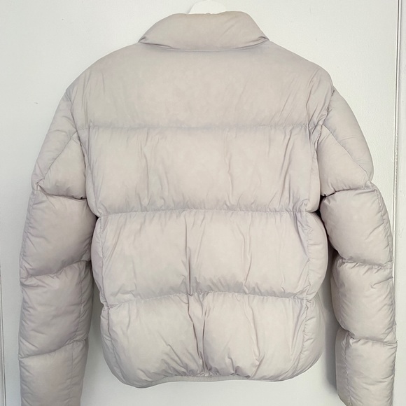 Aritzia Babaton Cloud White Park City Puffer - Picture 5 of 8